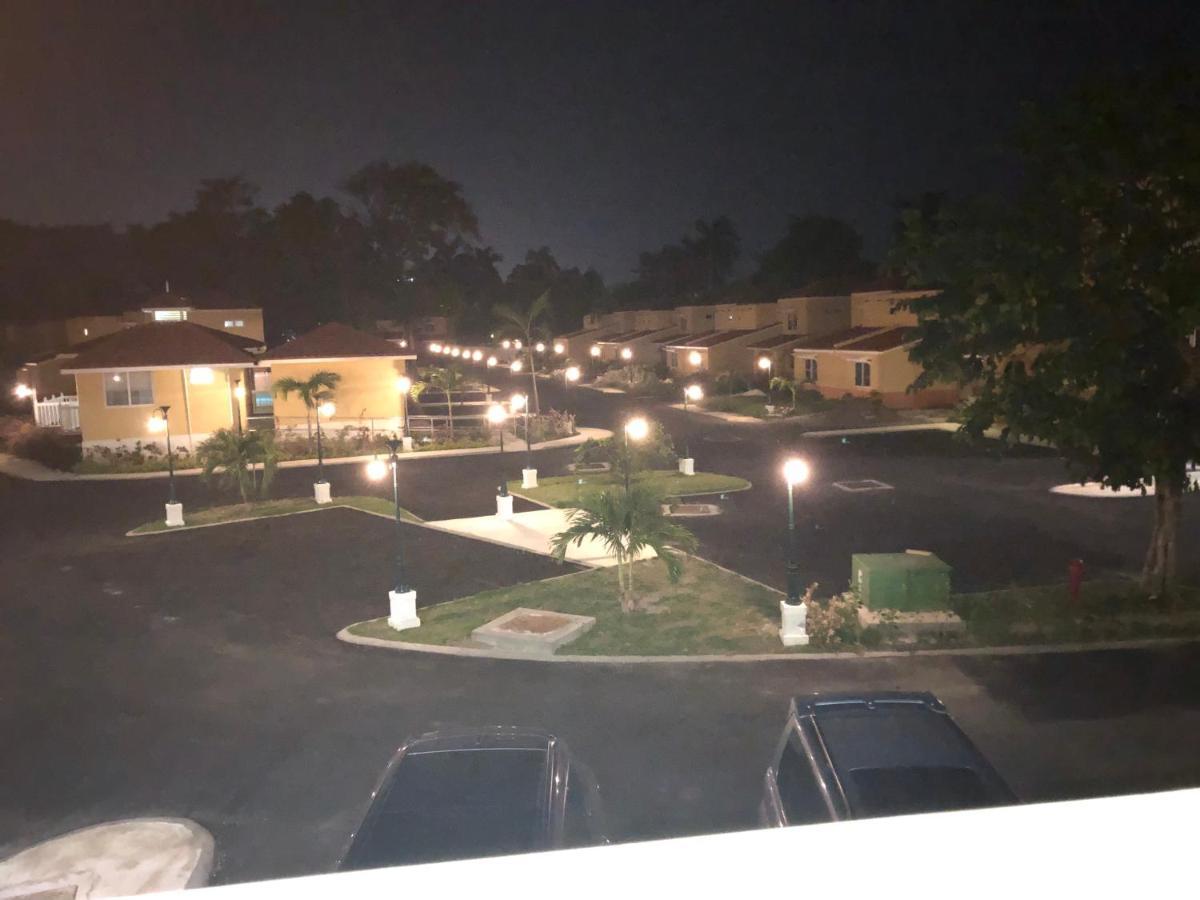 Anna'S Joye Chatham Montego Bay Exterior foto